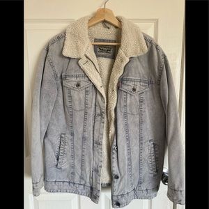 Levi's Women's Ex-Boyfriend Sherpa Trucker Jacket